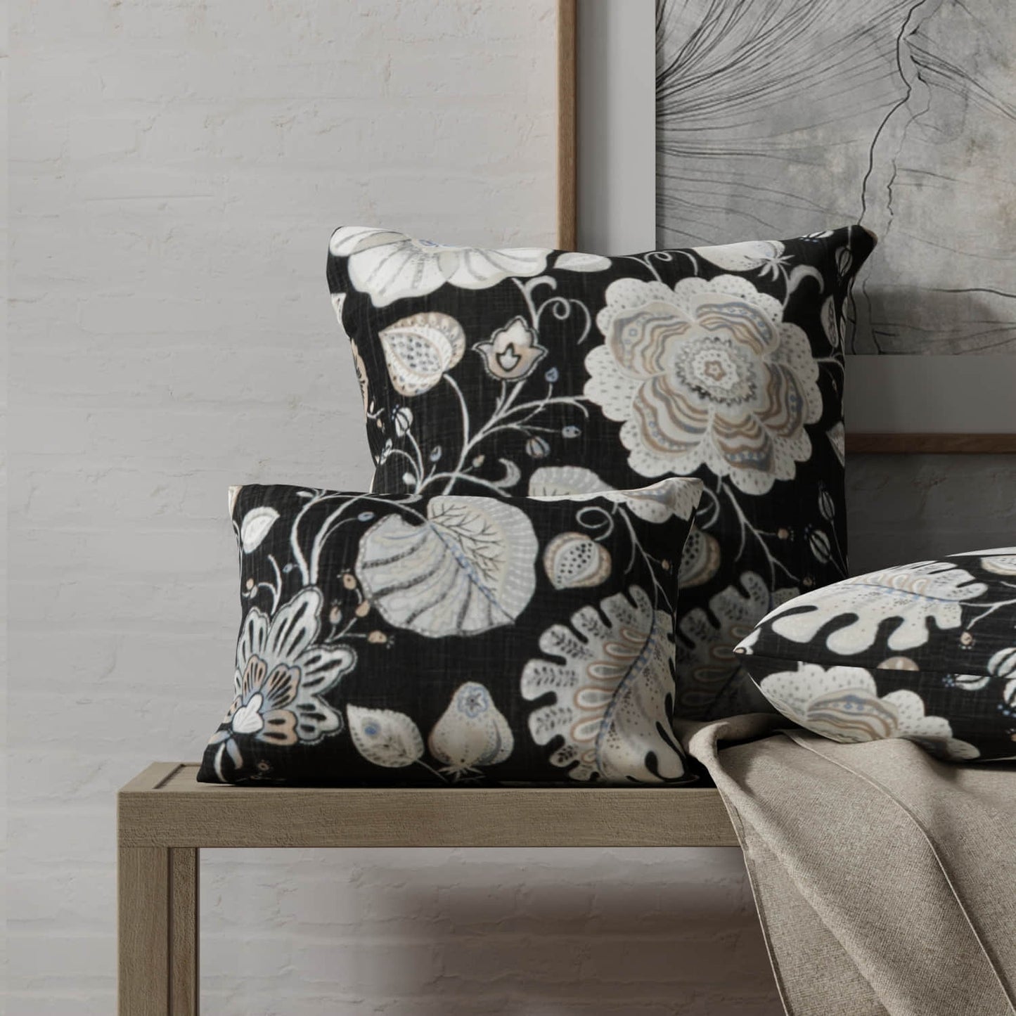 Blaine Midnight made up on pillows