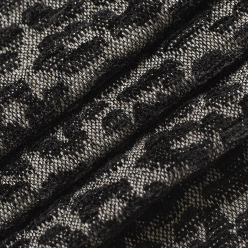 Bobbi Graphite Closeup Texture