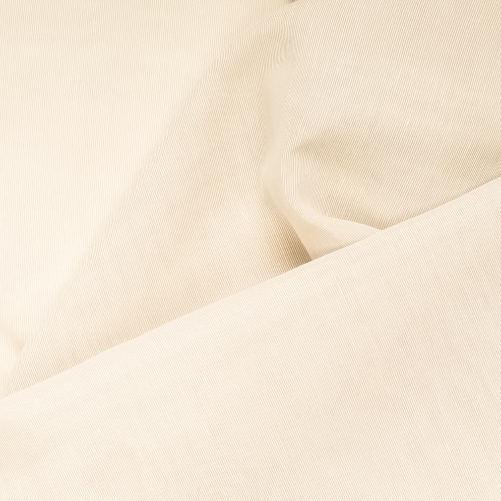 Lance Cream Closeup Texture