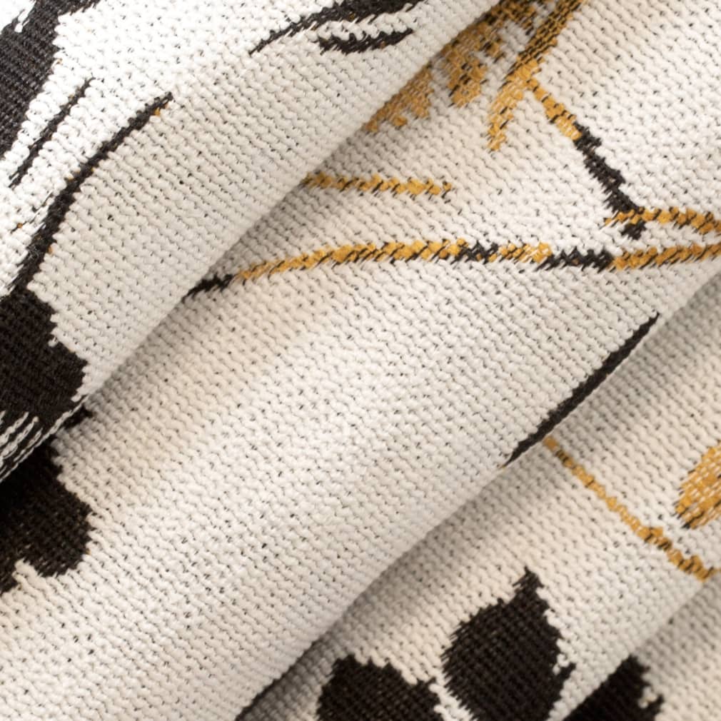 Robbie Amber Closeup Texture