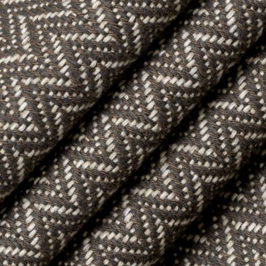 Leo Walnut Closeup Texture
